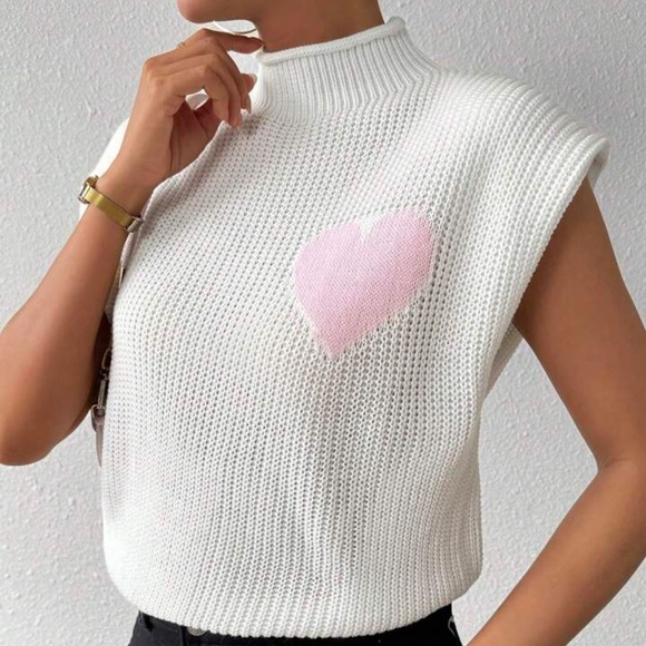 Beautiful Women Stand winter Collar Heart Pattern Batwing Short Sleeve Knit Top - Picture 5 of 6